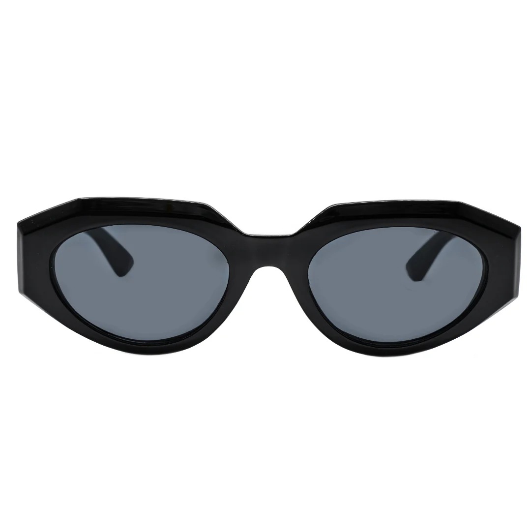 Chic Black Cat-Eye Sunglasses